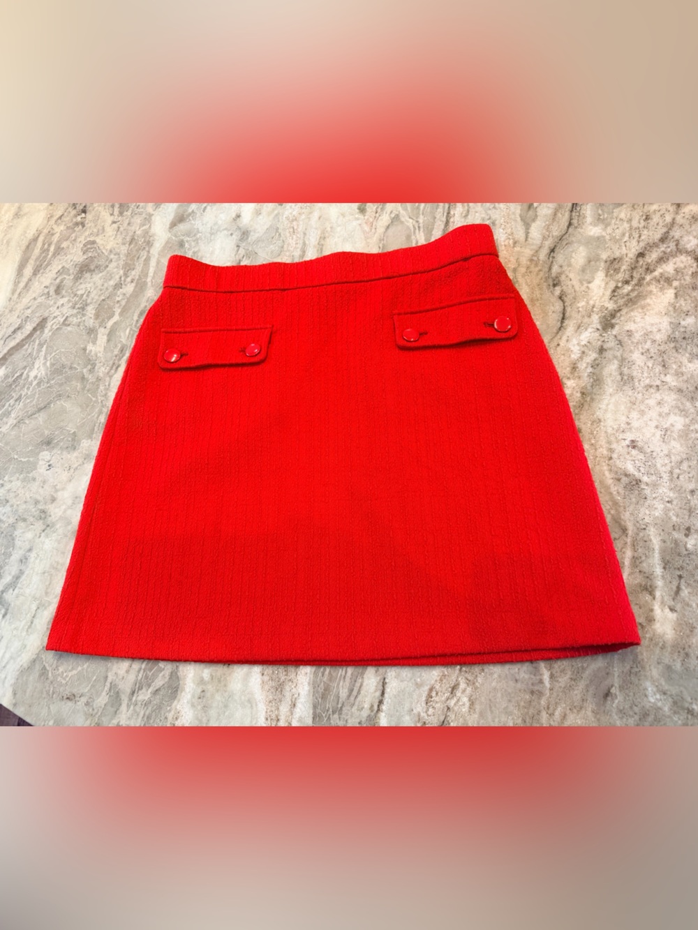 LOFT Red Textured Knit Mini Skirt Medium Decorative Button Accent Stretch